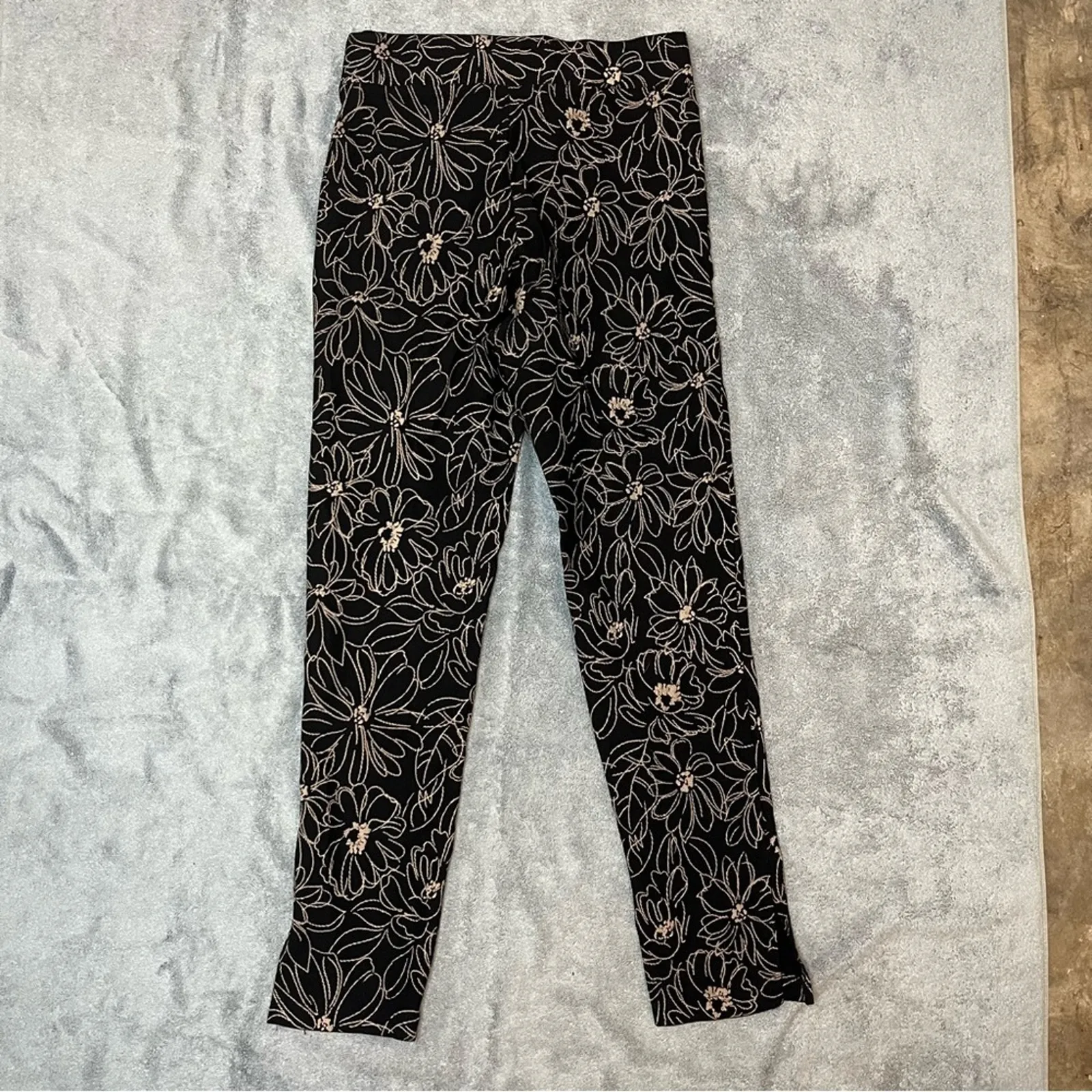 Agenda Petite Black Tan Floral Slim Fit Work Pants Ankle Slit Pants Size Small - Image 8