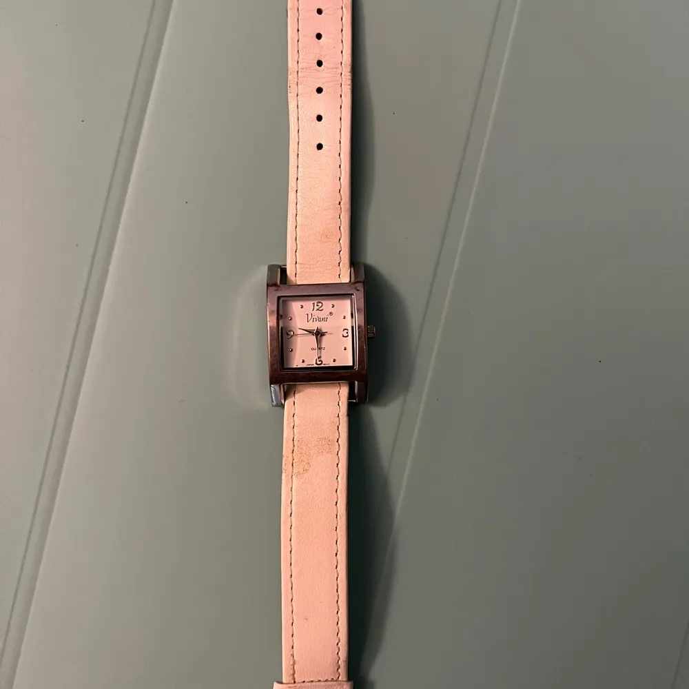 Vivani stainless steel case back Japan Movt women watch - Image 2