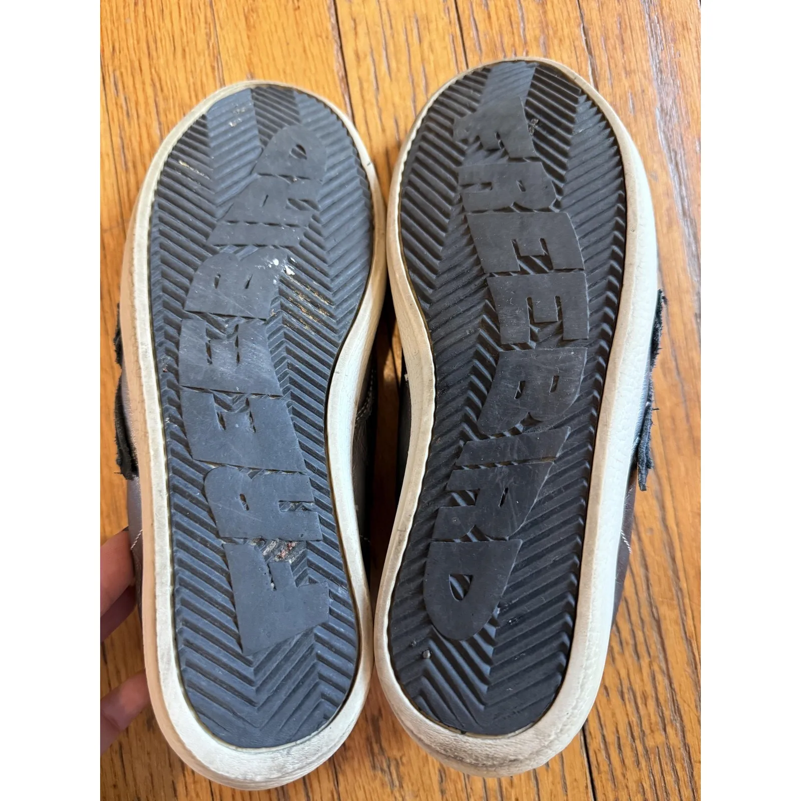 Freebird by Steven Shoes Womens Size 9 Silver Black Star Low Top Sneakers FB927 - Image 8