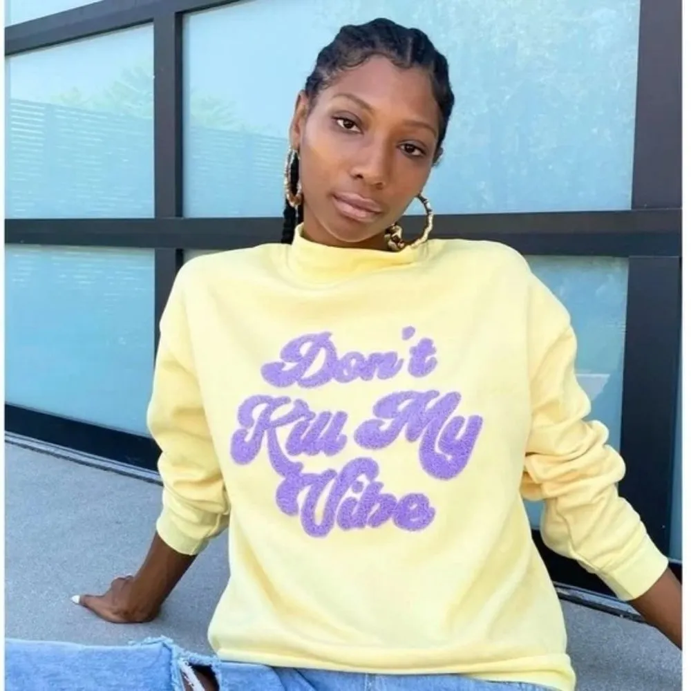 Boutique Don't Kill My Vibe Yellow Pullover Sweatshirt M - Image 17