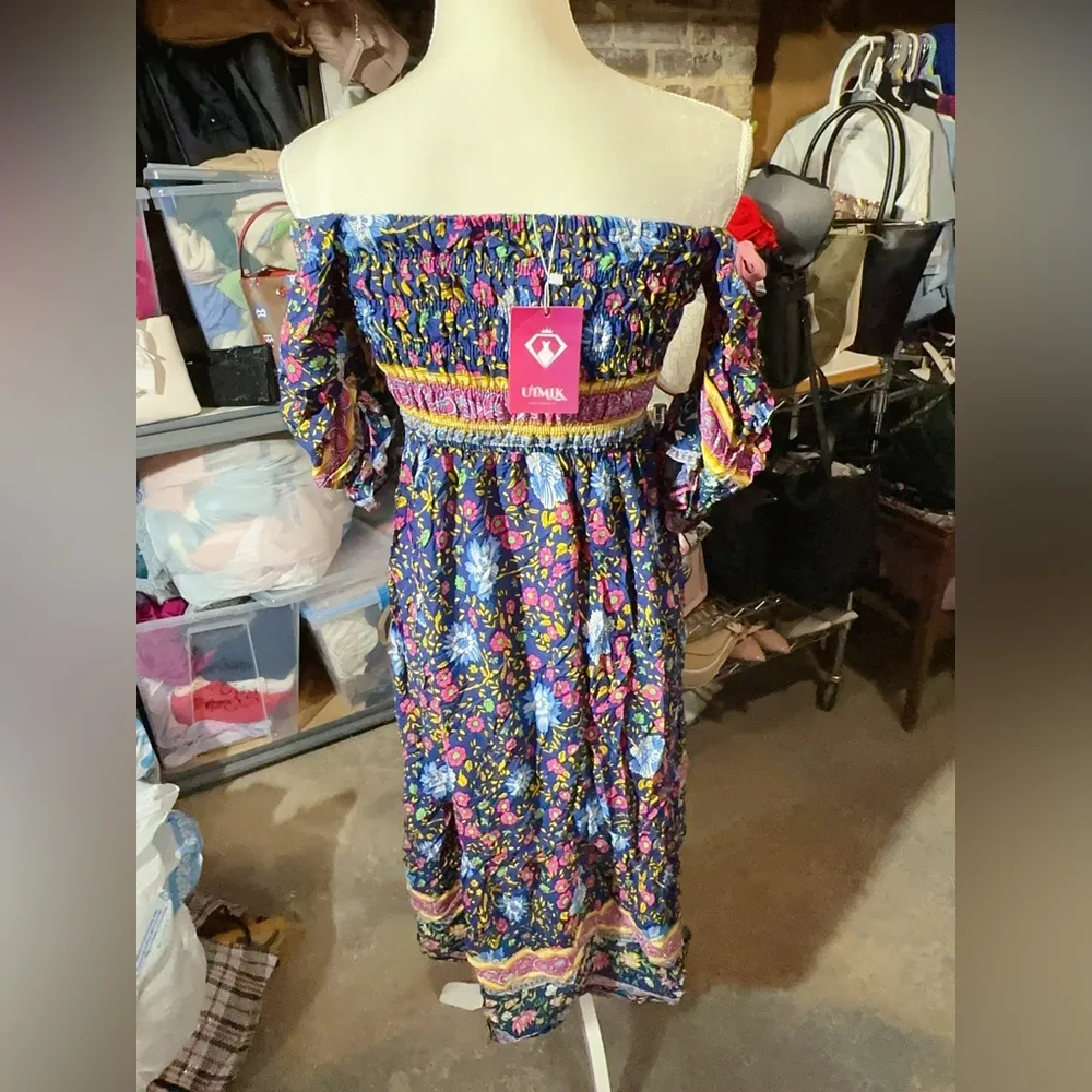 Uimlk open shoulder blue pink floral short trumpet sleeve stretchy chest & waist Size M - Image 4