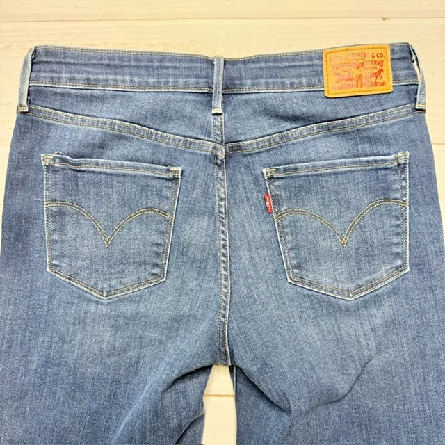 Levi Strauss - Women’s Jean Bermuda Shorts - Size 28 - Image 5