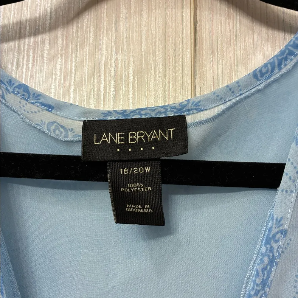 Trendy Lane Bryant Plus Size 2X Blue Boho Floral Print Empire Waist V-Neck Top - Image 6