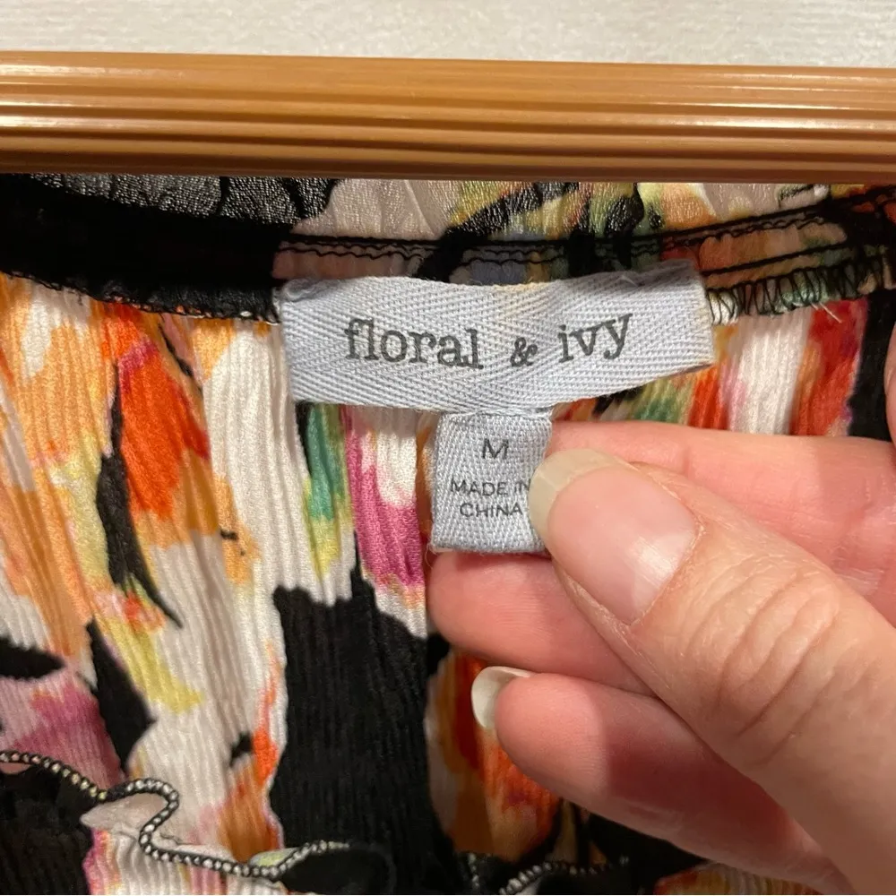 Floral & Ivy boho floral crinkle babydoll blouse ruffle collar flare sleeve Pink Size M - Image 3