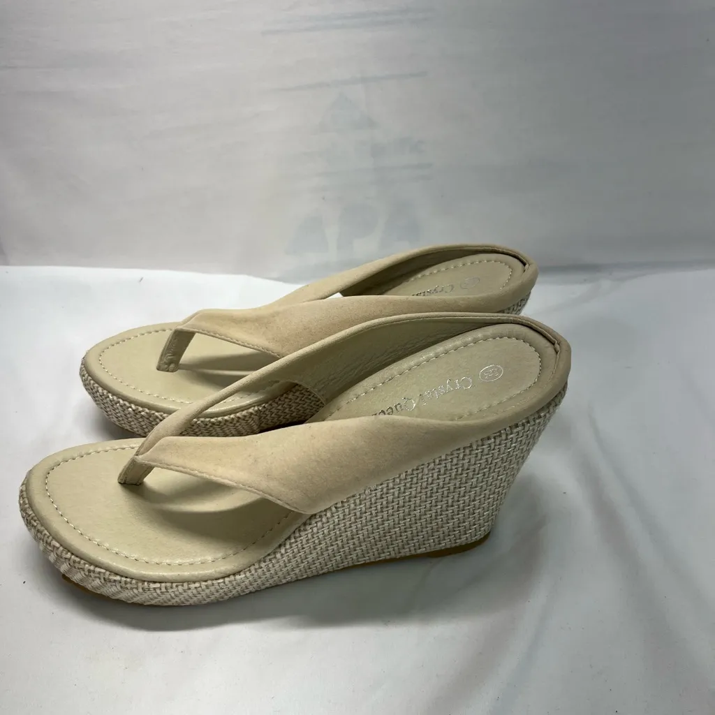 CRYSTAL QUEEN NEW BEIGE WEDGE SANDAL W/WOVEN TRIM SZ 7.5 - Image 3