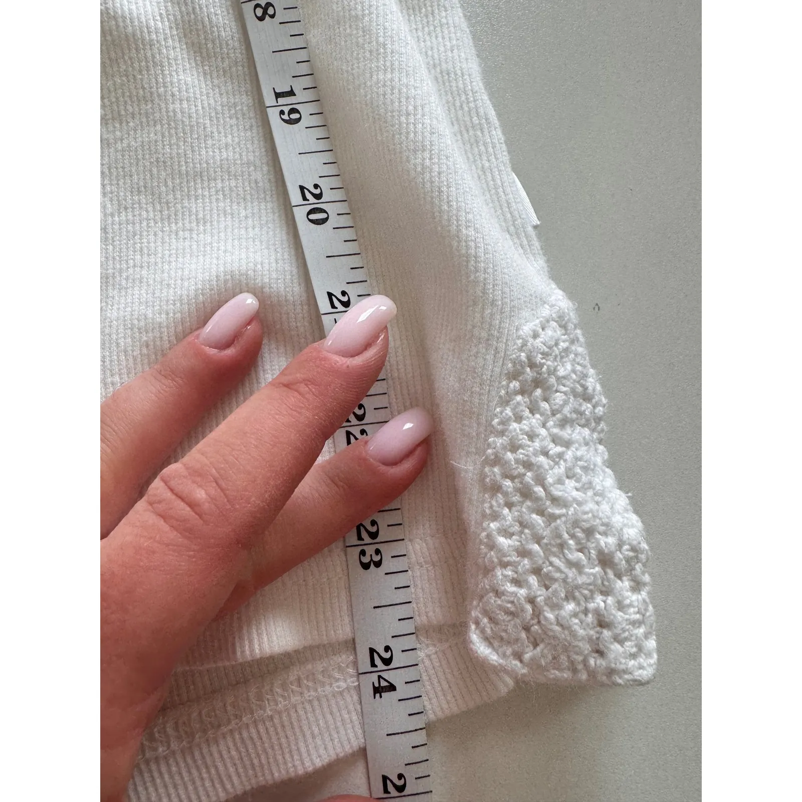 Prana White Knit Crochet Trim‎ V-Neck Long Sleeve Casual Top Womens XL Hiking - Image 6