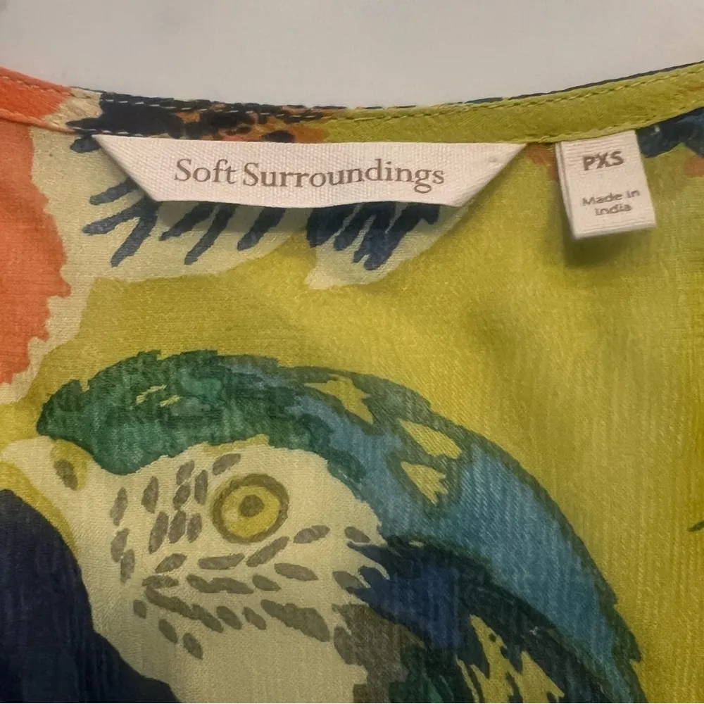 Soft Surroundings Curacao Topper Embroidered Parrot Top Blouse Women's PXS $120 - Image 10