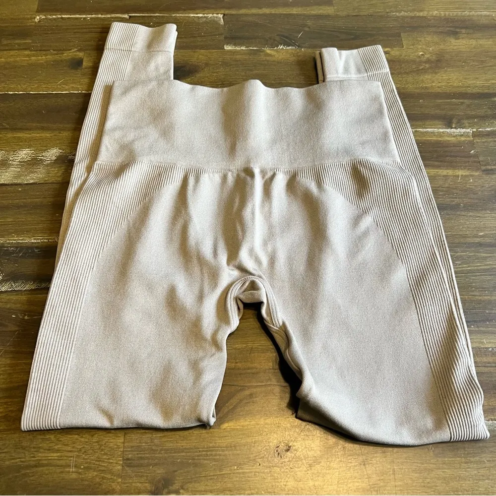 SETactive SET Active High Rise Ribbed Leggings Tan Nude Sculptflex Seamless S - Image 4