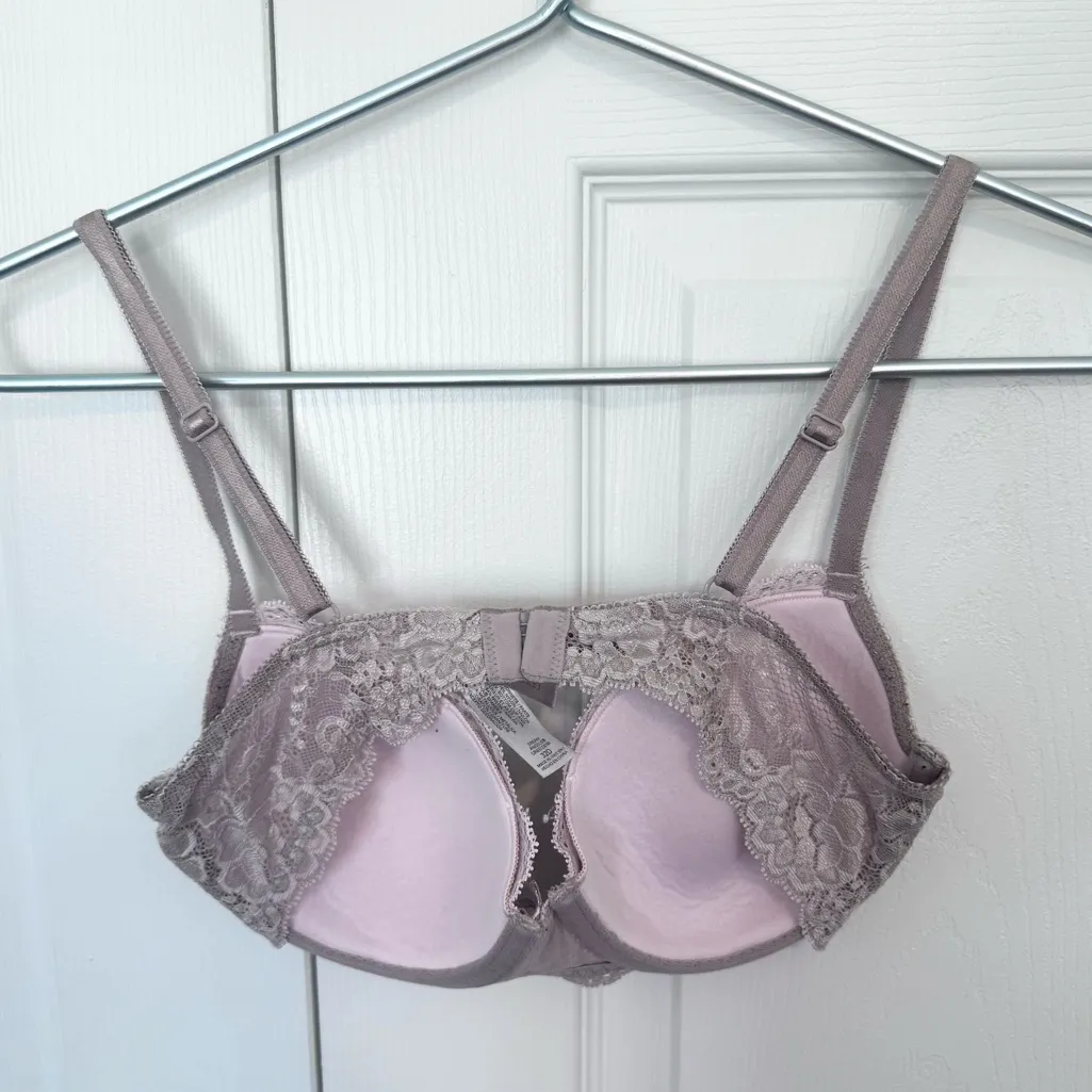 Vintage Victoria's Secret Lace Bra Light Pink and Brown w/Rhinestones 32D - Image 6