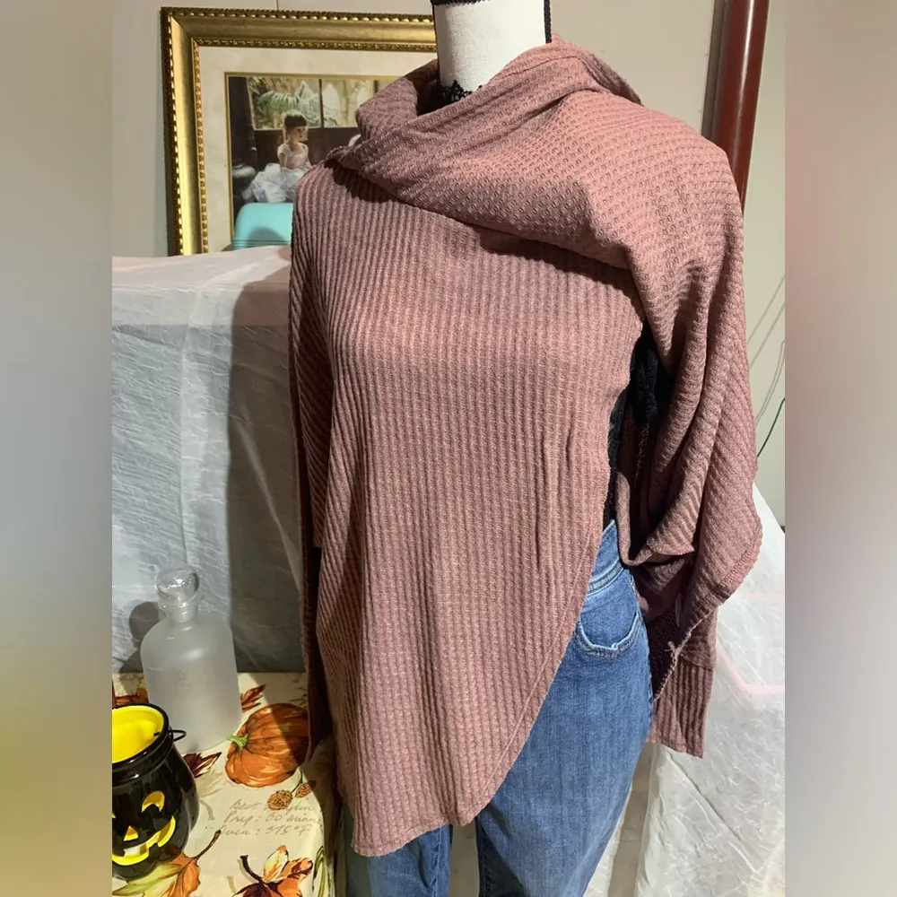 LuLaRoe  Kristen Heather Purple Cowl Neck Pullover - Image 9