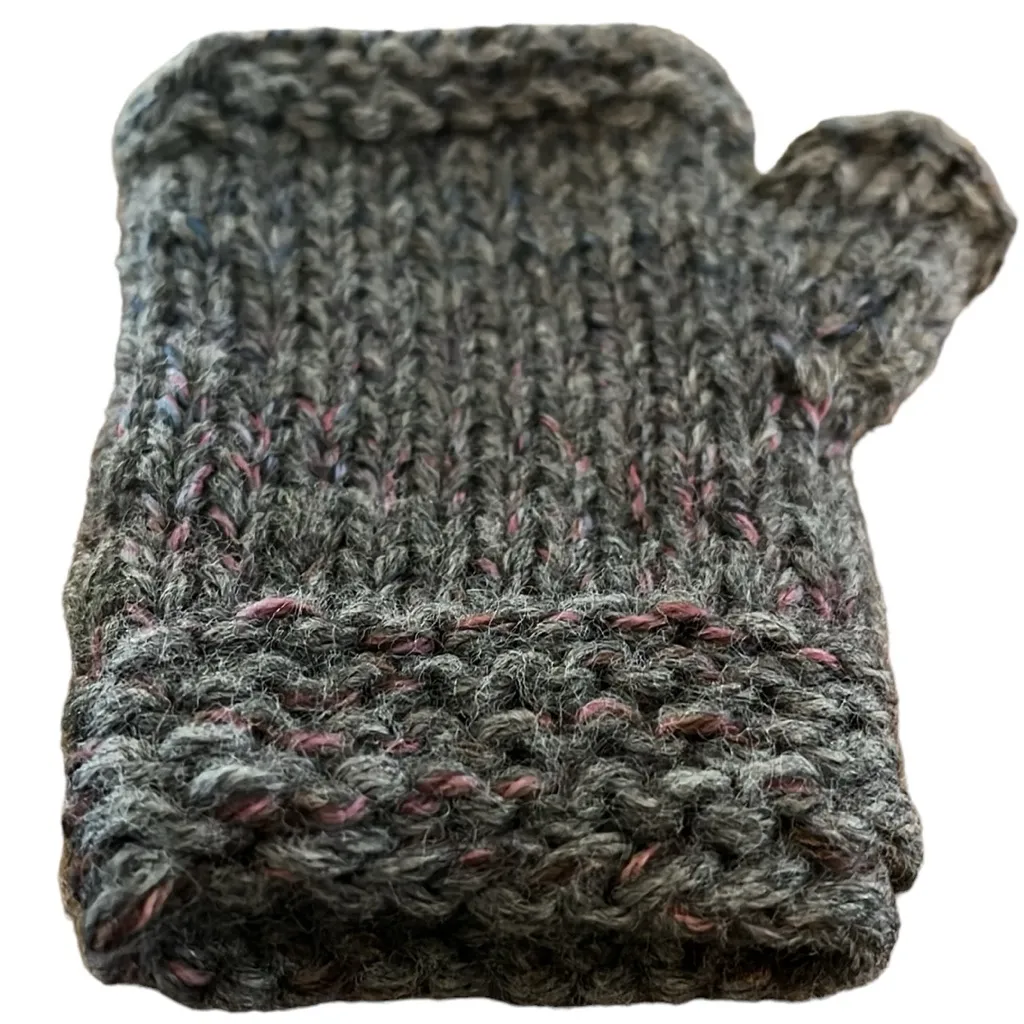 NEW Women’s Fingerless Gloves Mitts Wool Grey Gray - Image 4