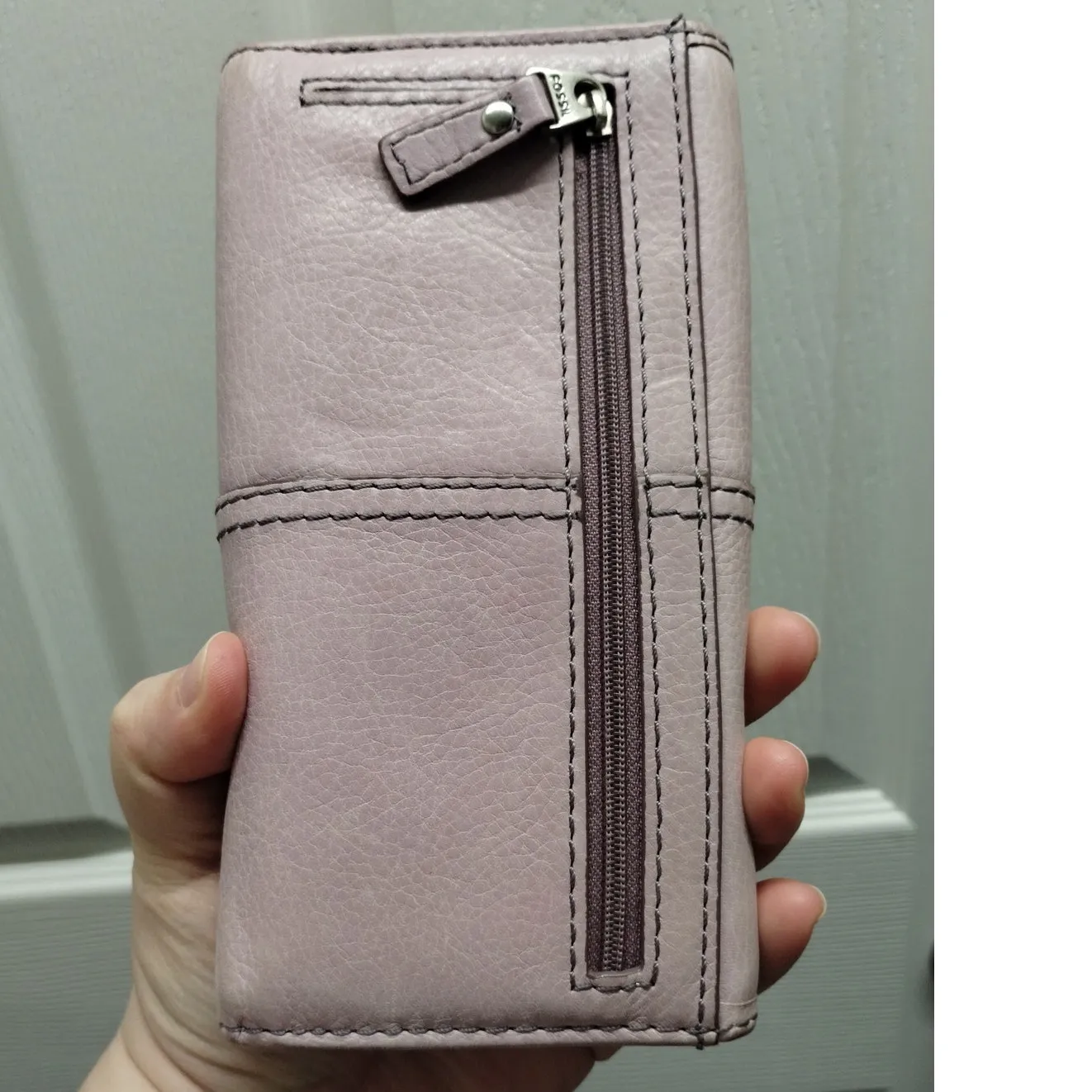 Vintage Fossil Marlow Light Purple Genuine Leather Tri-Fold Flip Clutch Wallet - Image 2