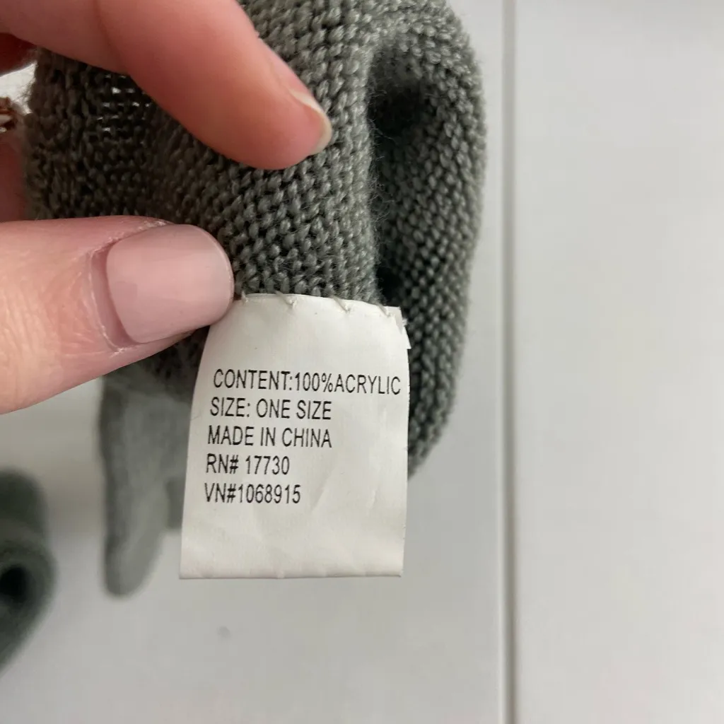 EUC women’s soft knit long foldable medium gray‎ warm winter gloves accessories Gray - Image 5