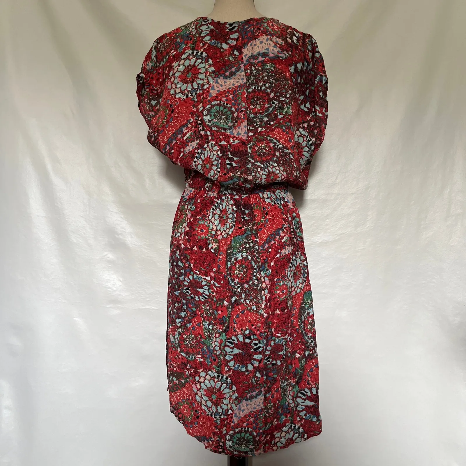 CAbi Mosaic Print V-neck Boho Dress Size M Garden Global Retro 70s Artsy Tribal - Image 8