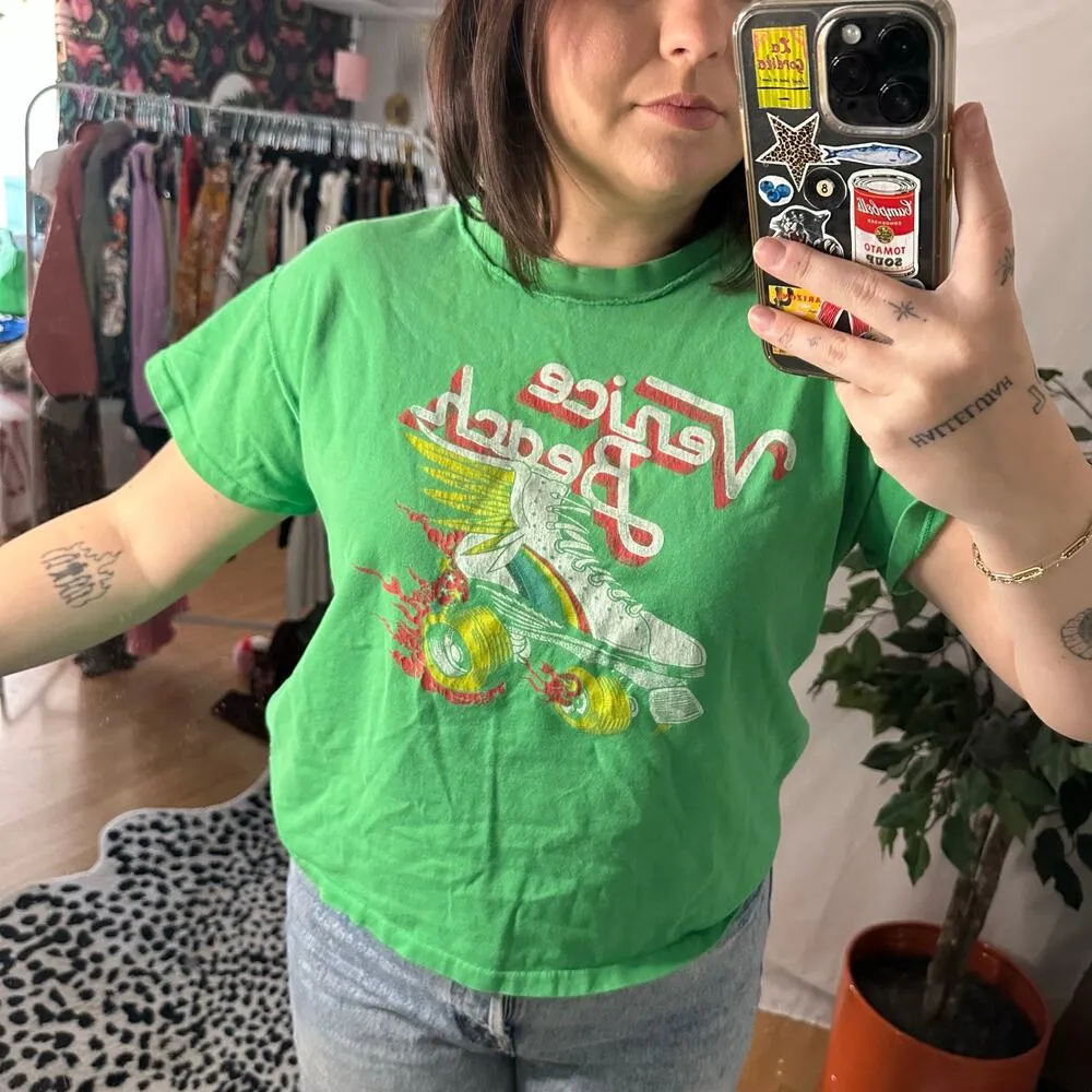 Daydreamer Venice Beach Short Sleeve Graphic Tee Green Size Medium - Image 3