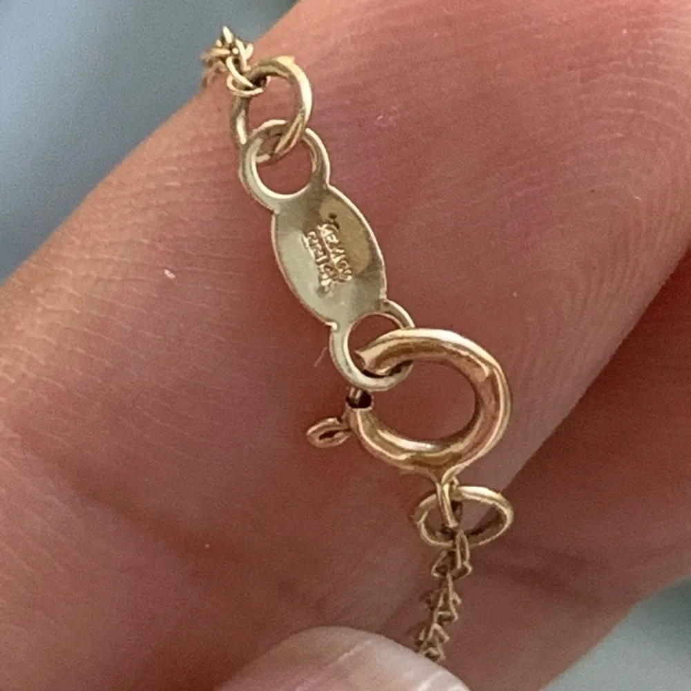 14k Gold Peridot Necklace with Loose Style Rope Chain - Image 3