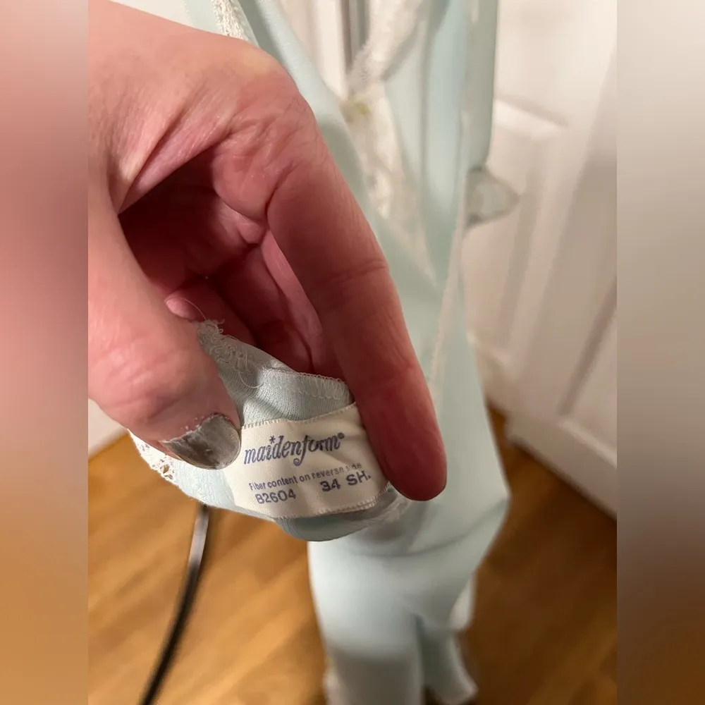 Vintage  Nightgown - Image 4