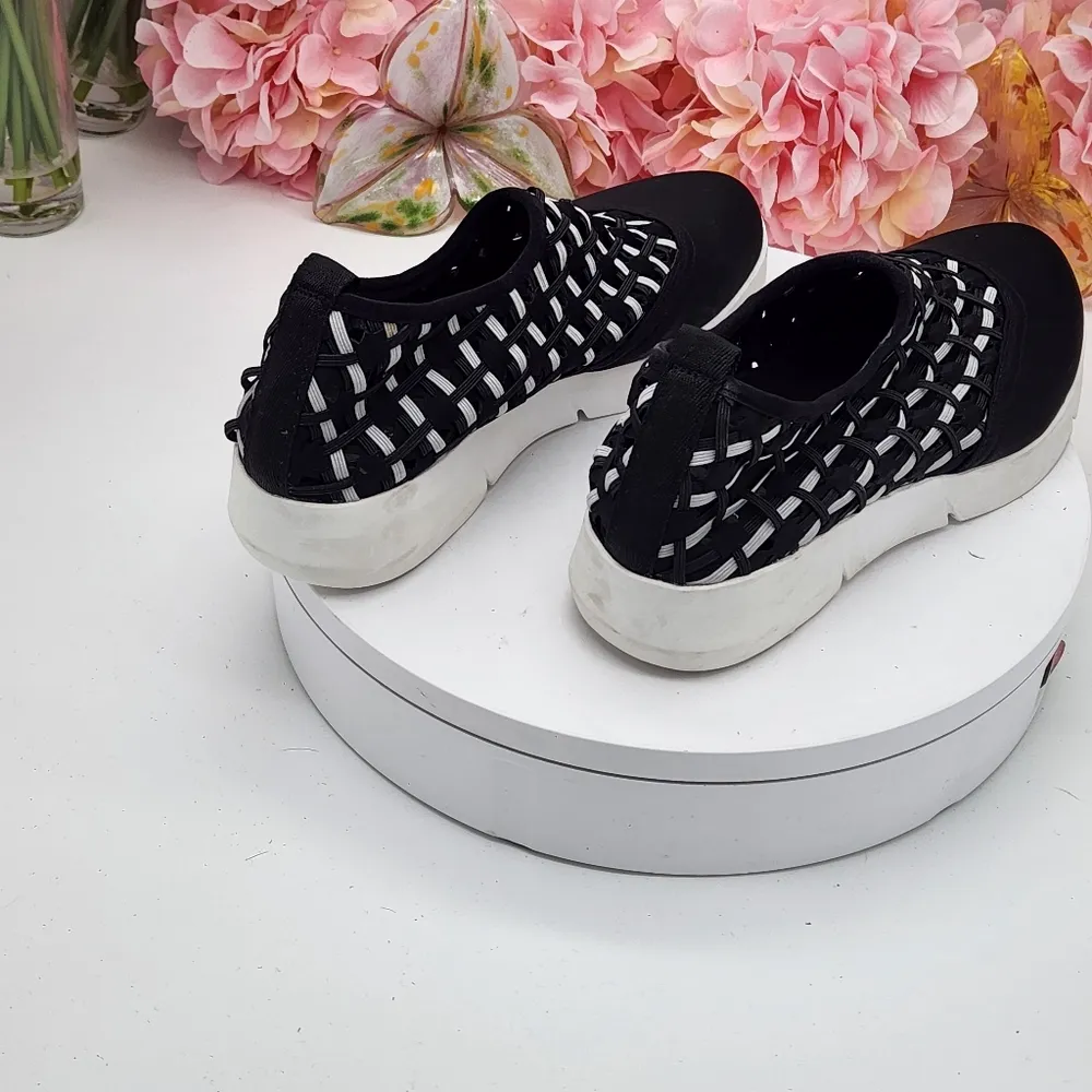 Sarto by Franco Sarto Black Fallan Woven Slip On Sneakers Size 8.5 M - Image 6