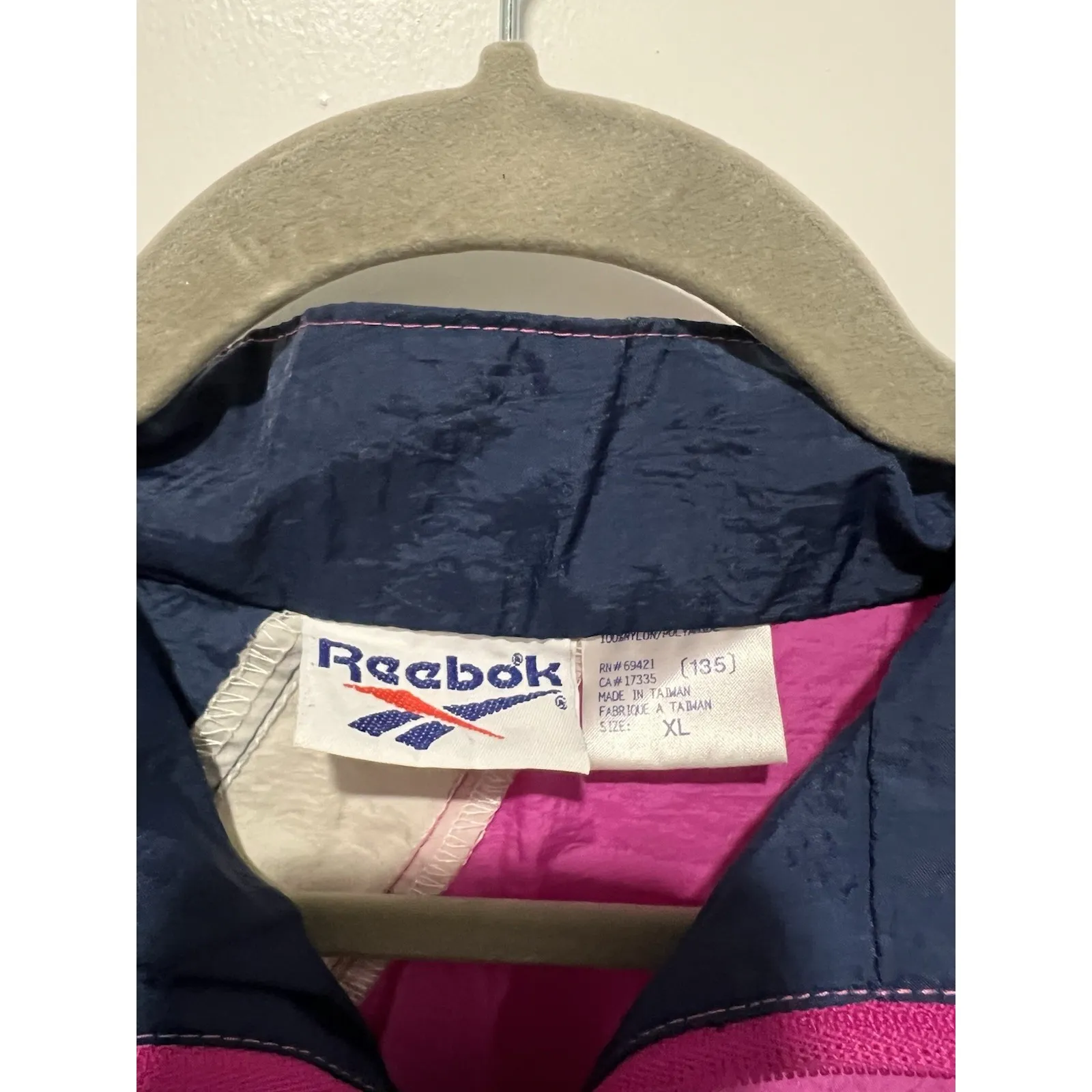 Reebok Vintage Women's Windbreaker Jacket Full Zip Long‎ Sleeve Nylon Sz XL Pink - Image 5