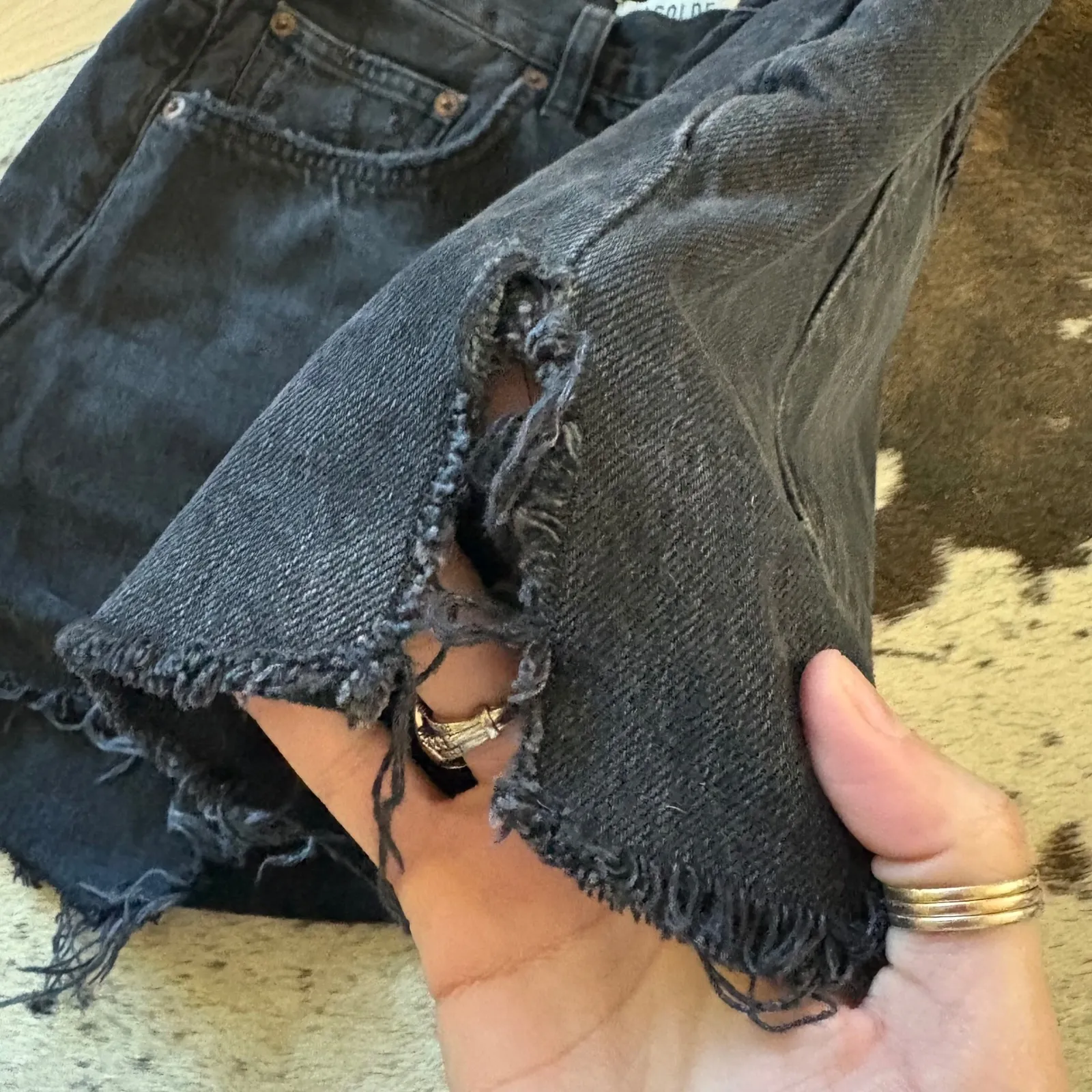 AGOLDE Dee Shorts Faded Black Wash Denim Side Slits Cut Off Size 31 - Image 7