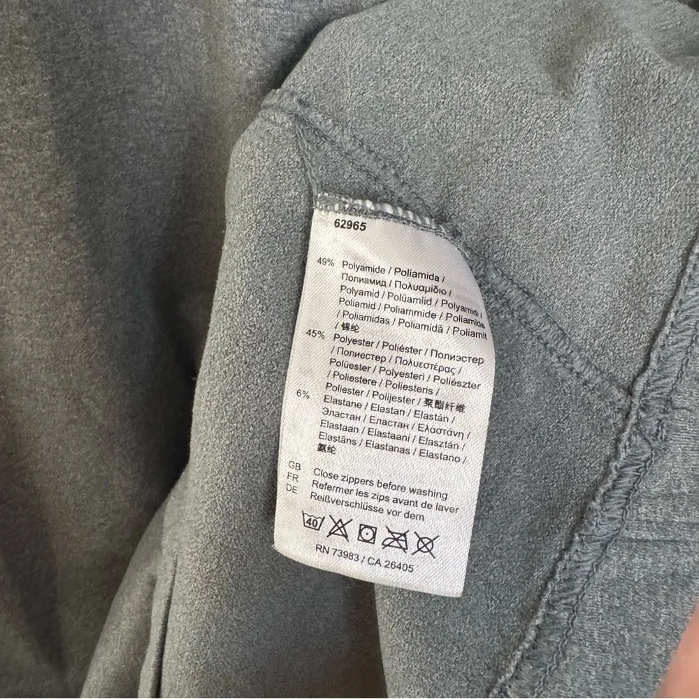 Helly Hansen Women's Verglas 1/2 Zip Pullover Size Small - Image 4