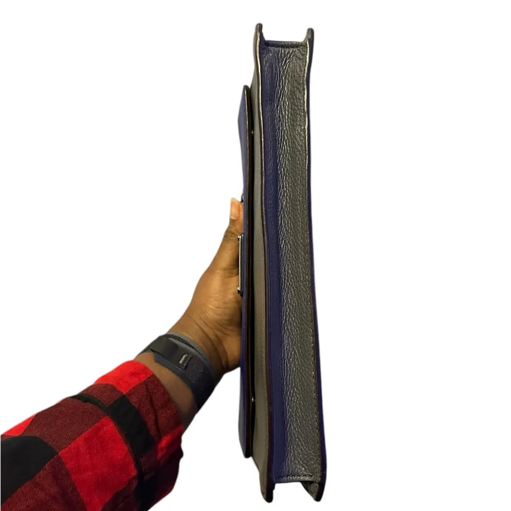 MARC BY MARC JACOBS BLUE AND GRAY CLUTCH WITH DUST BAG - Image 8