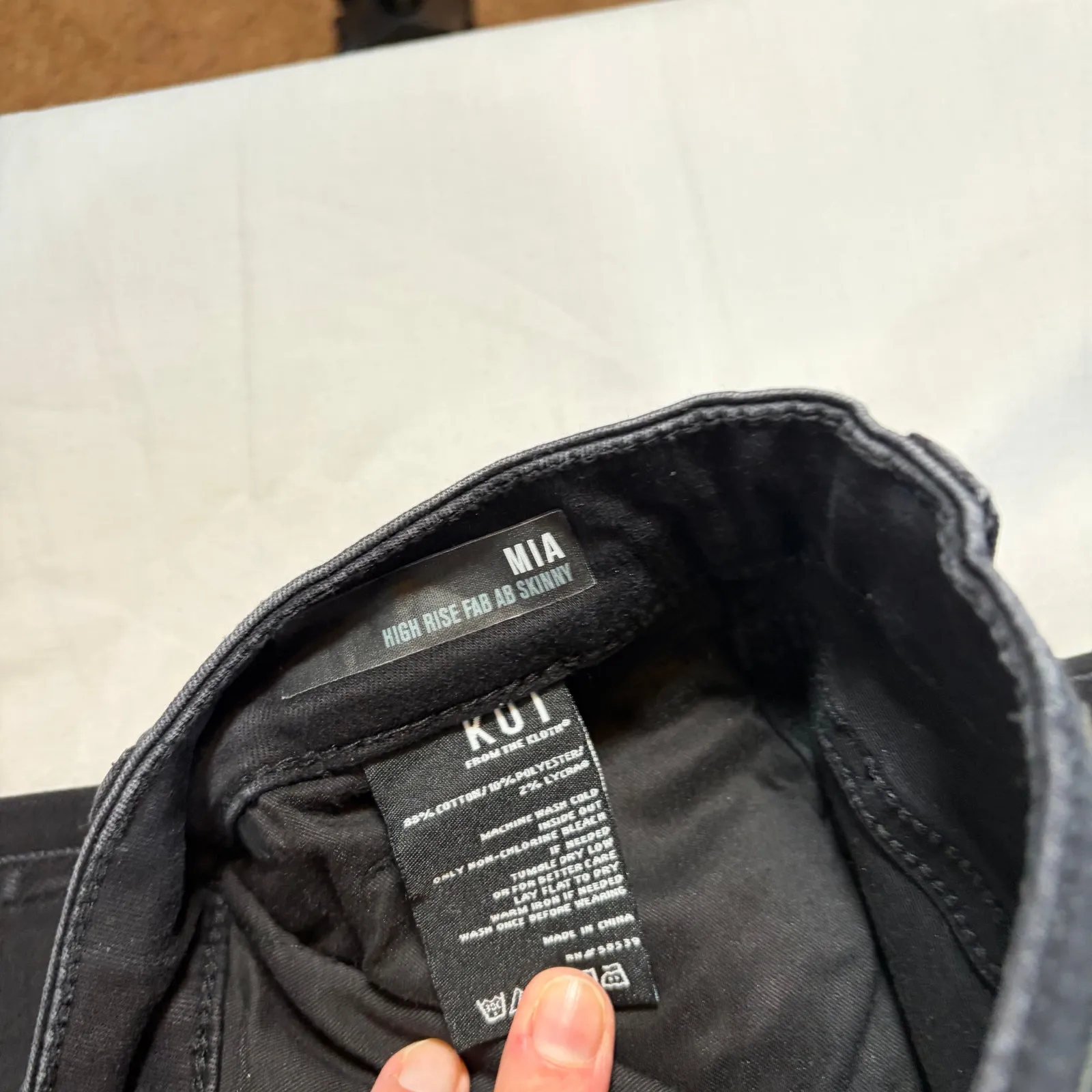 Kut from the Kloth women Mia high rise fab ab skinny black jeans.  Size 4. denim - Image 3