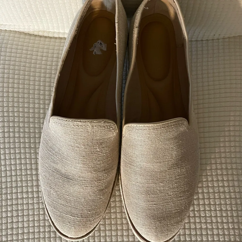 Kelly & Katie Women's Beige Espadrilles - Image 2