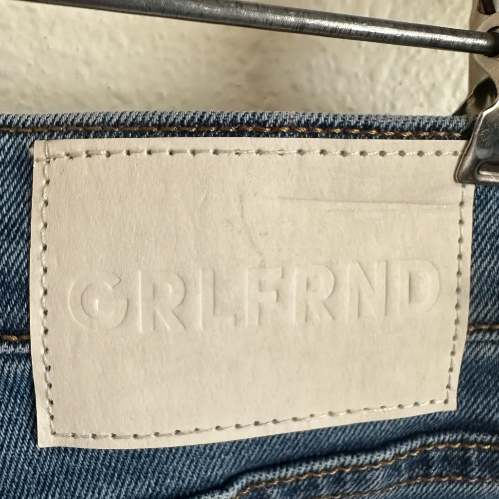 GRLFND PIPER Classic Blue Women's Jeans with distressing at the knee. - Image 11