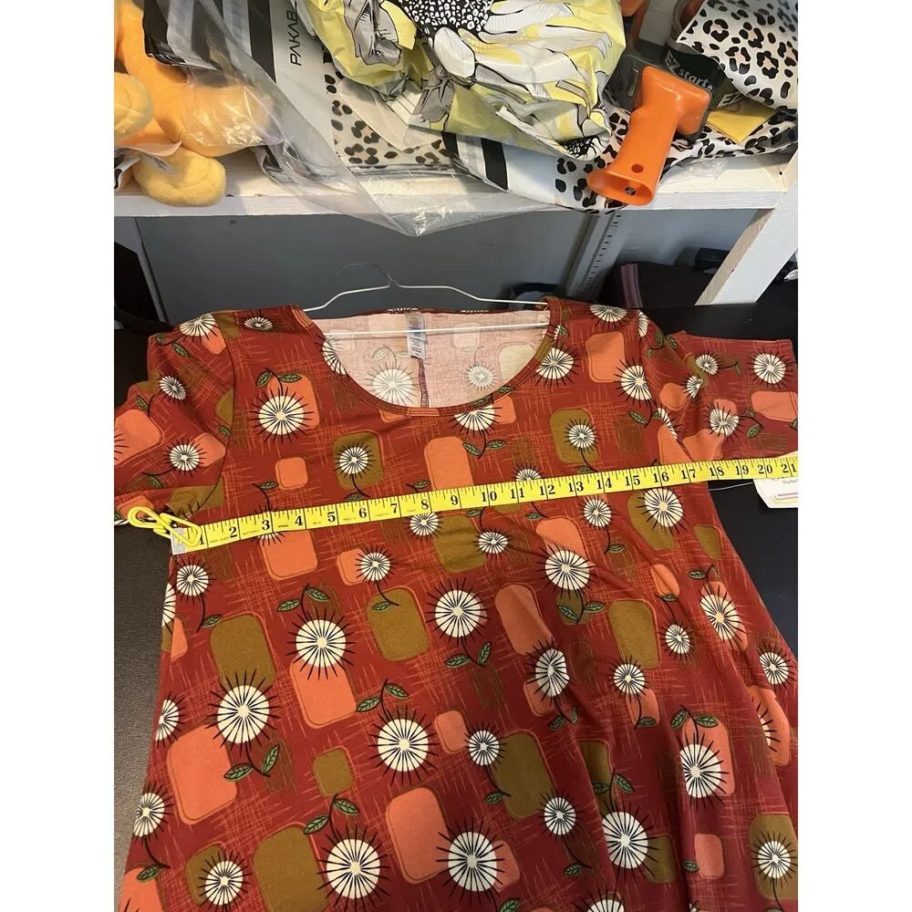 NWT LuLaRoe Perfect T Women’s XS Tunic Top Flowy Swing Tee Short Sleeve Comfy - Image 3