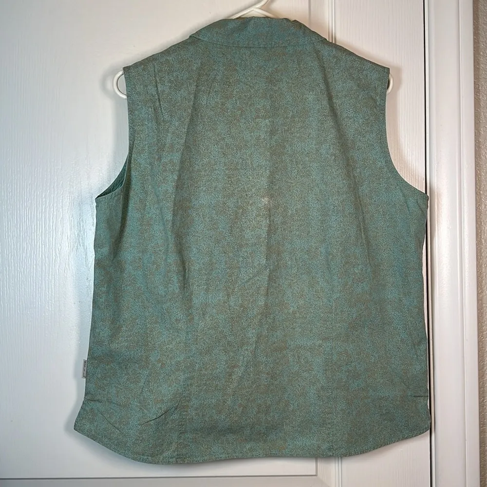 Woolrich Green Sleeveless Buttoned Green Tan Blouse Size Large GUC #0914-AZ - Image 6