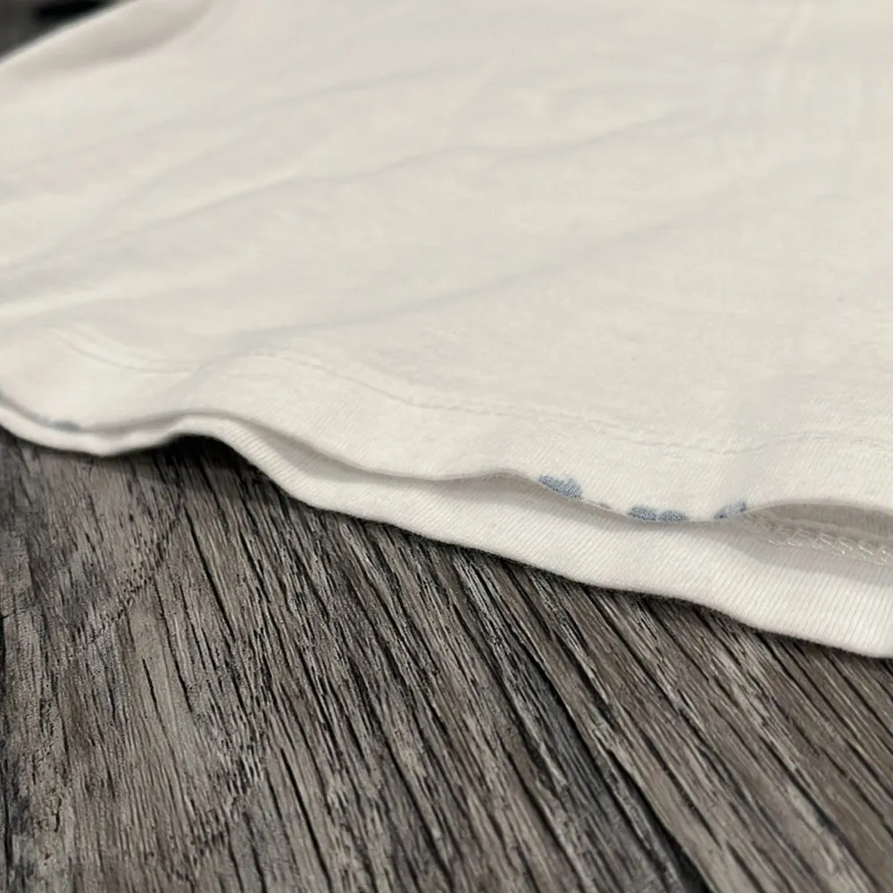 LEVIS white branded crop top - labeled as M but is more of a Small - Image 8