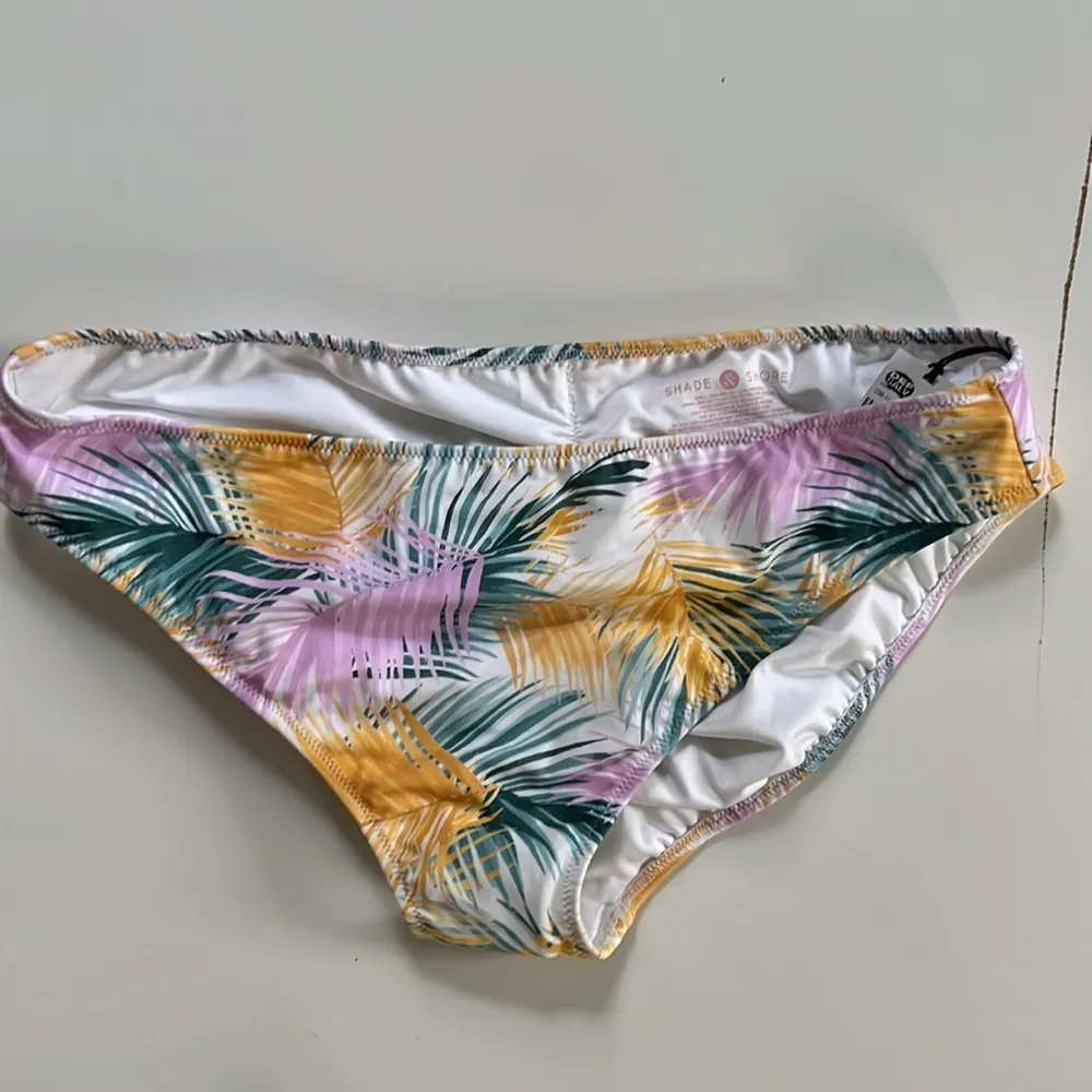 Shade and Shore Tropical Mid rise Bikini Bottom XL - Image 2