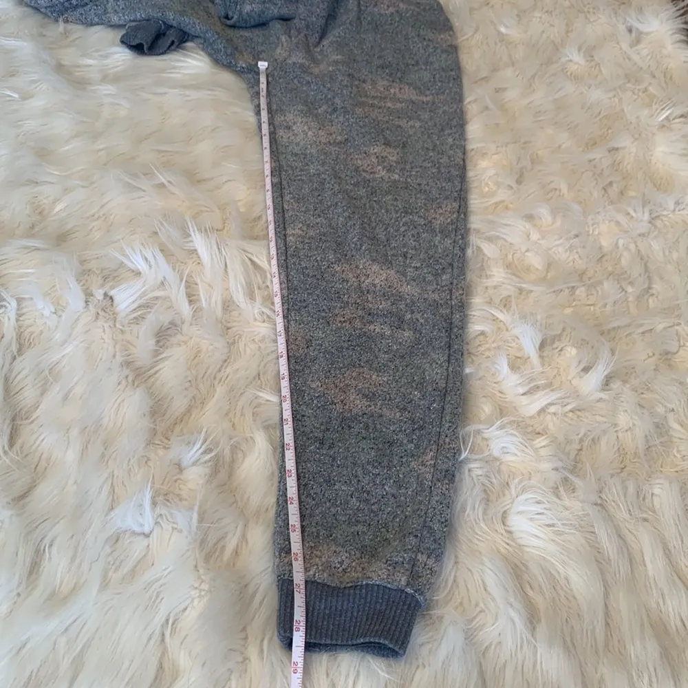 Vintage Havana Fuzzy Camo Print Pocketed Jogger Pants Size Small NWOT - Image 6