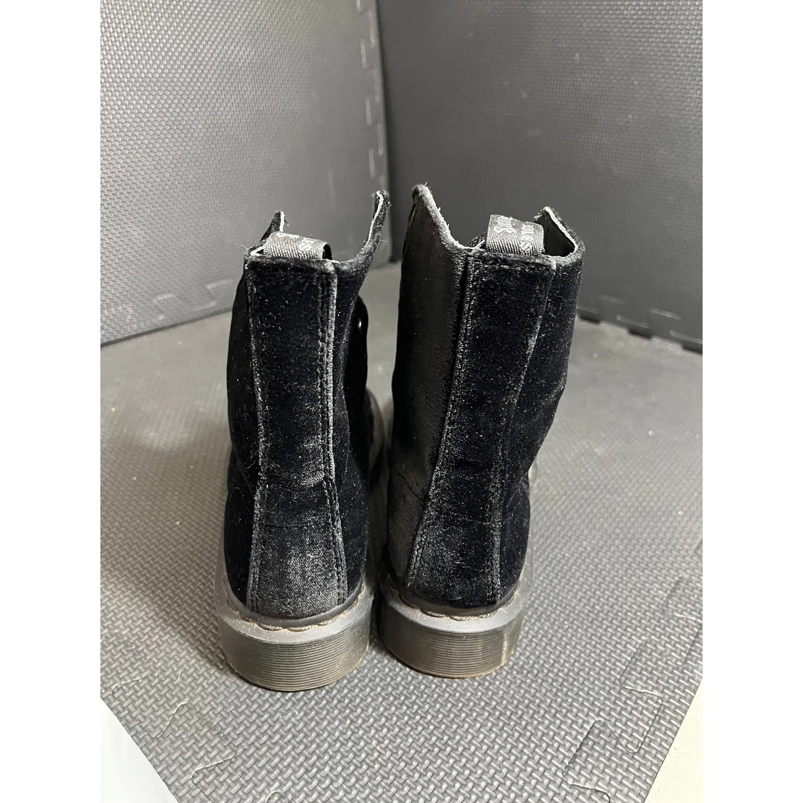 Doc Dr Martens Page Black Velvet Combat Boots Womens‎ Size 7 Grunge Moto Emo - Image 7