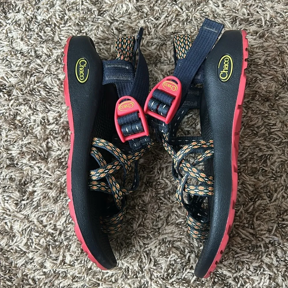 Chaco Z2 Strappy Detail Toe Hole Adjustable Side Strap Sandals Outdoor Shoe Sz 6 - Image 4