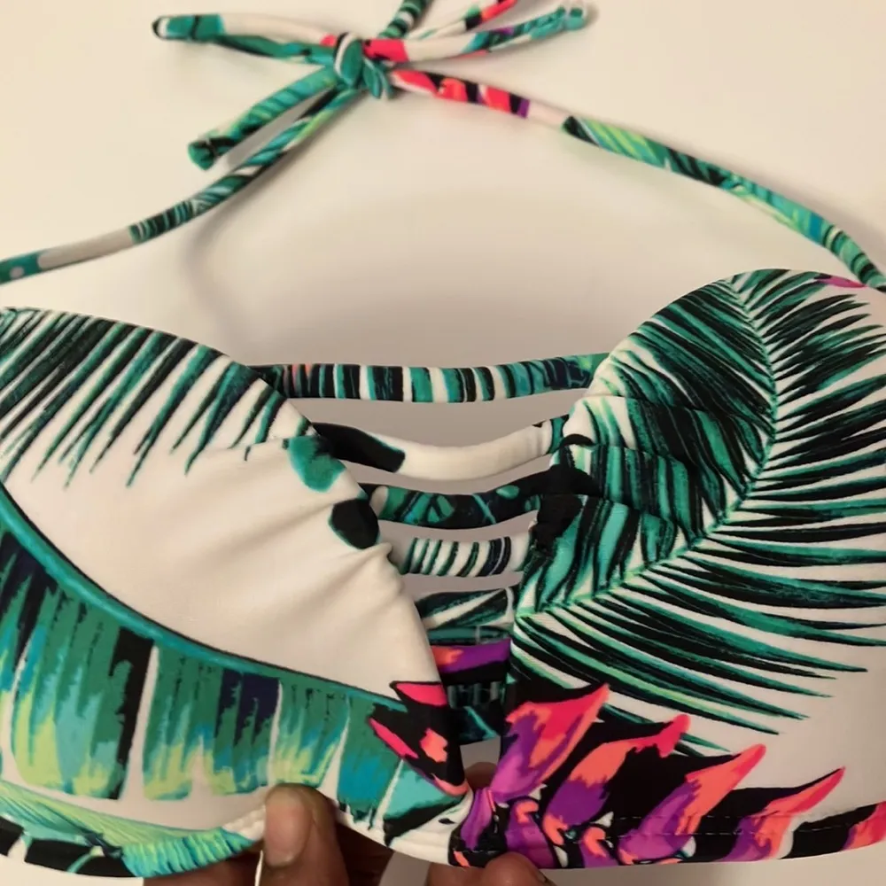No Boundaries tropical print halter/bandu style bikini swim top - Image 5