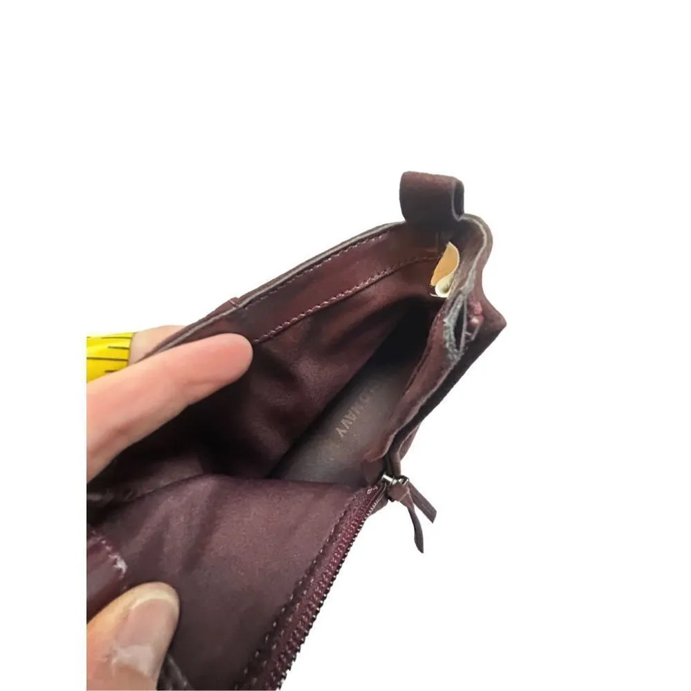 Old Navy burgundy faux leather bootie Sz 9 womens - Image 2