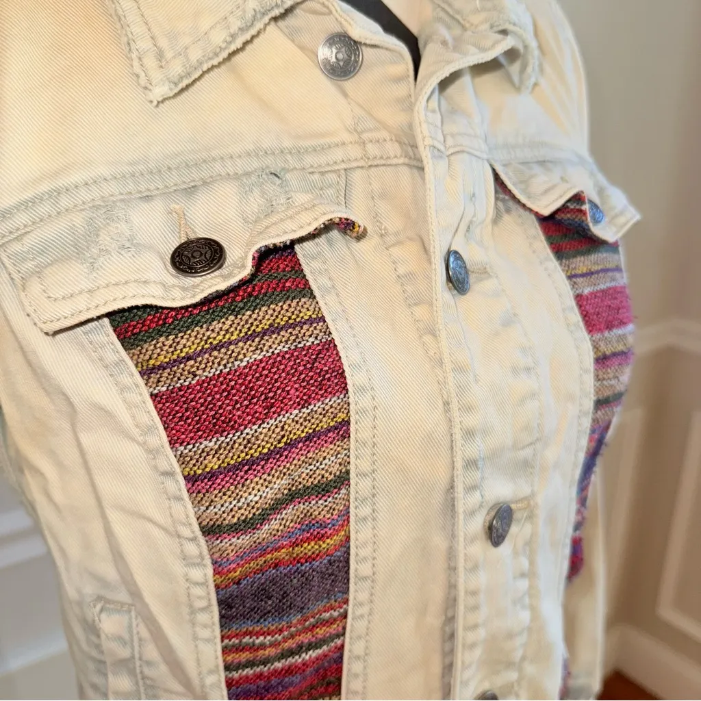 Free People Baja Tapestry Light Wash Jacket size 6 - Image 3