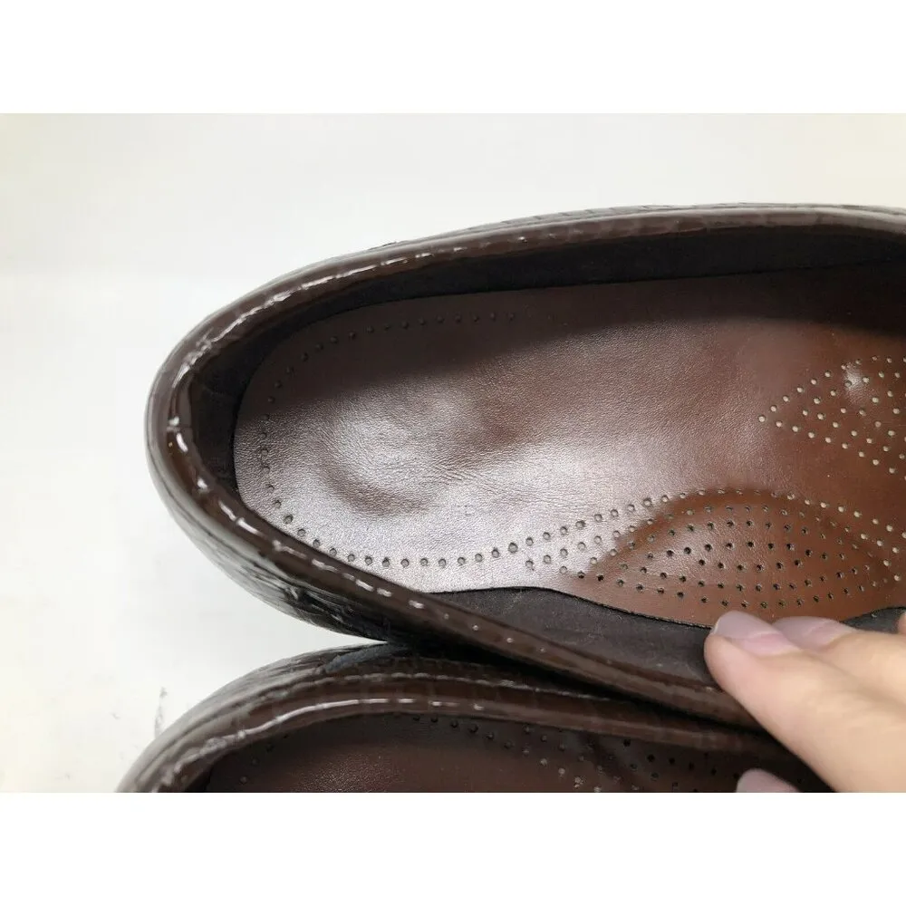 SAS Women's US Sz 7 Brown Leather Comfort Loafers Embossed Animal Print - Image 3