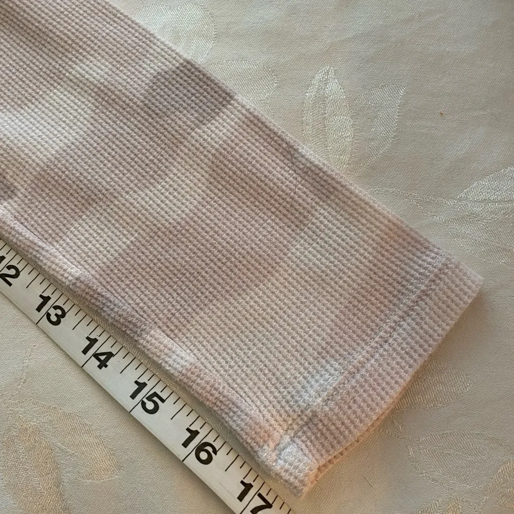 PINK V.S. Long sleeve camo waffle pullover shirt gray pink & white S - Image 3