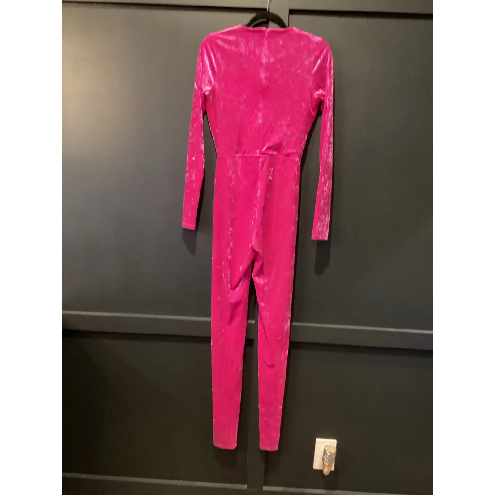 Good American Fuchsia pink Crushed Velvet Catsuit jumpsuit size 2 - Image 3