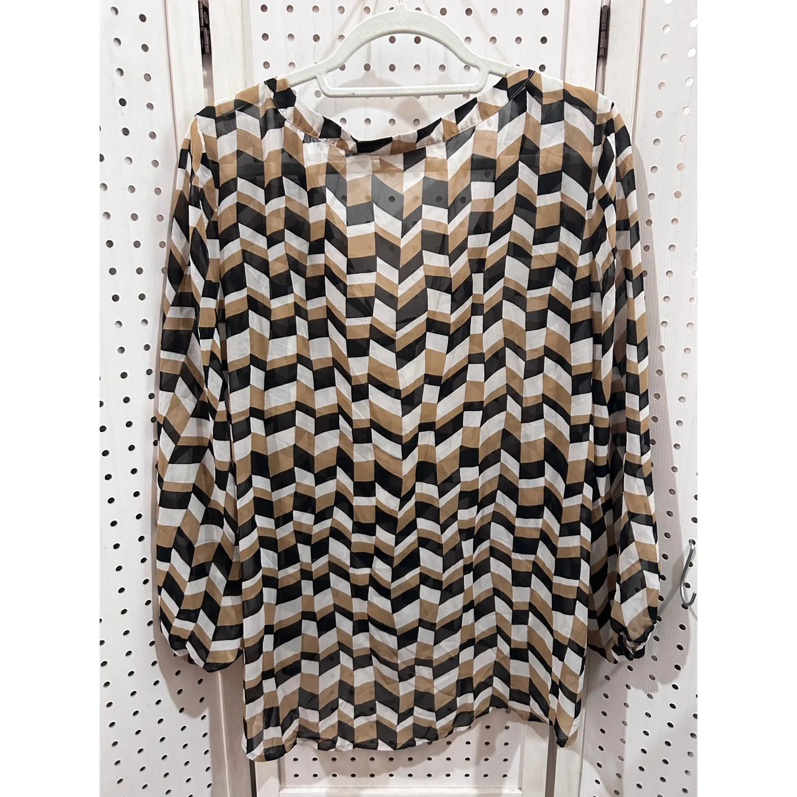 NEW YORK & COMPANY Chevron Print Sheer Long Sleeve Blouse Top Women's Size L Brown Size L - Image 4