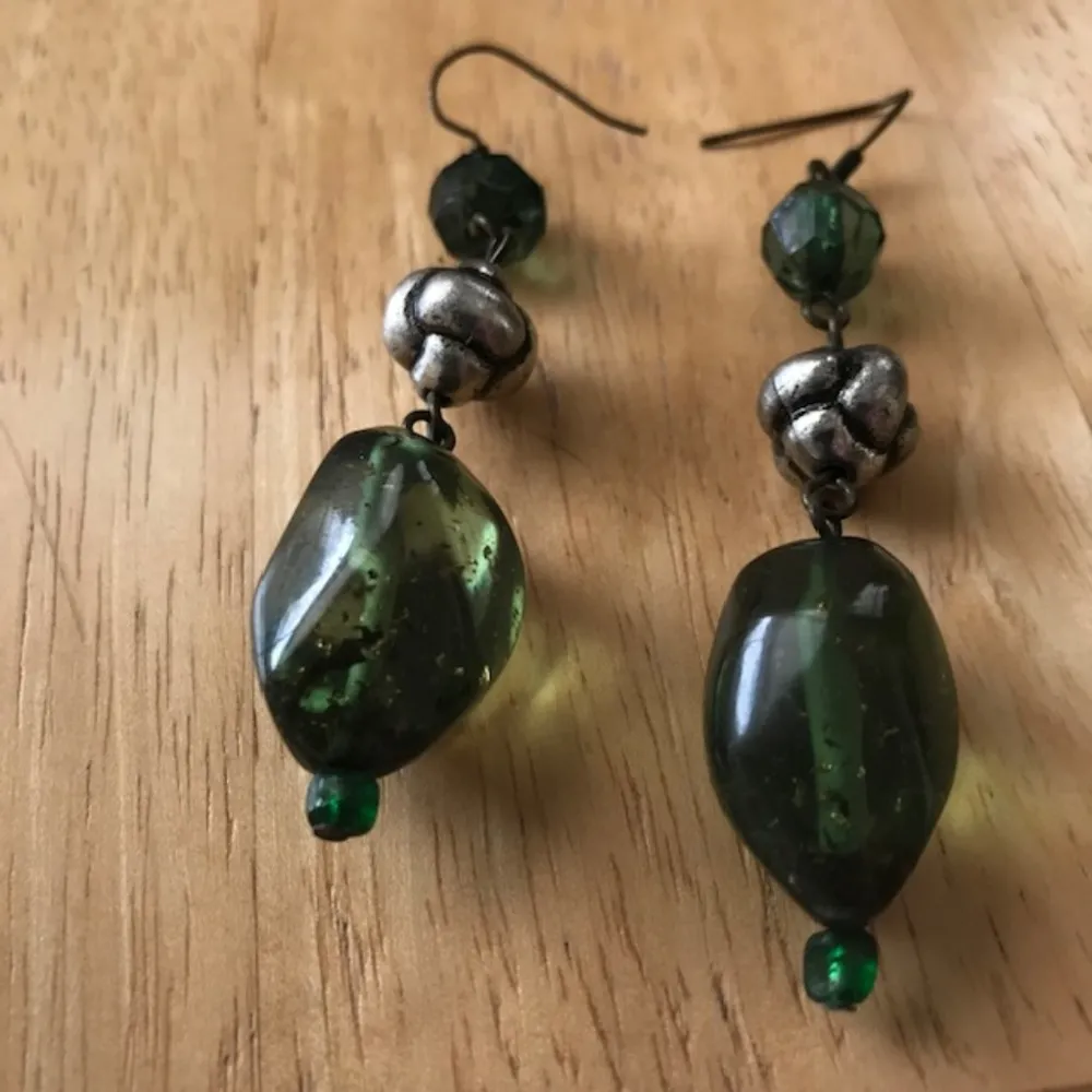 Green beaded Earrings Handmade VTG St Patricks Day - Image 2