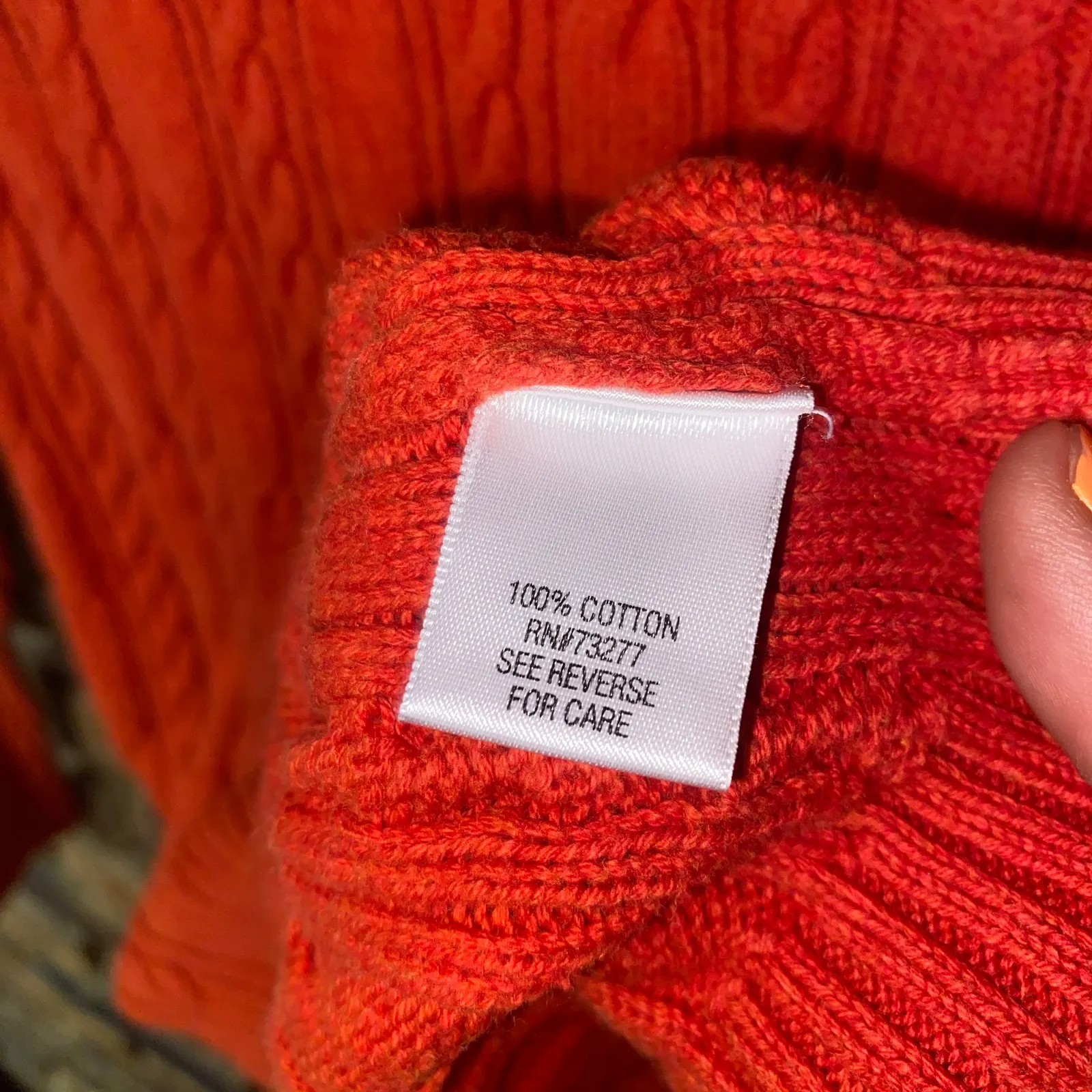 Croft & Barrow Salmon Red V-Neck Pullover Sweater Women's Size Medium - Image 4