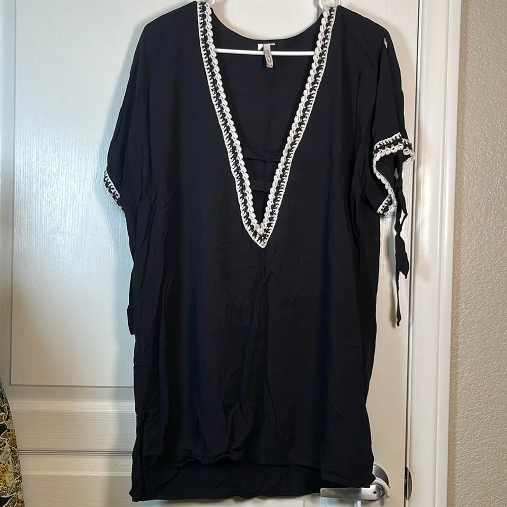 Becca Short Kimono Cardigans Deep V-Neck Swimsuit Cover Ups Small EUC #0651-OC - Image 2