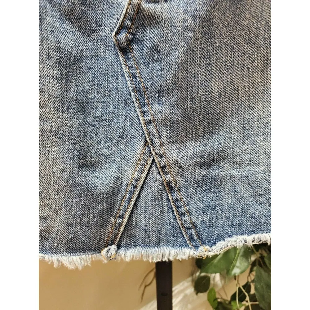 Refuge Women's Blue Denim Cotton & Polyester Pull On Short Jeans Skirt Size 12 - Image 5