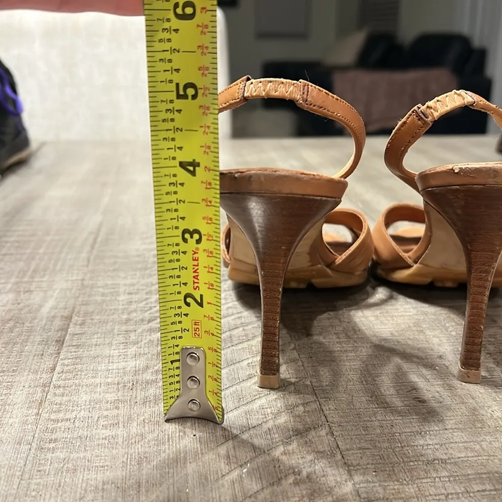 Vibram NWOT sling back leather heels - Image 4