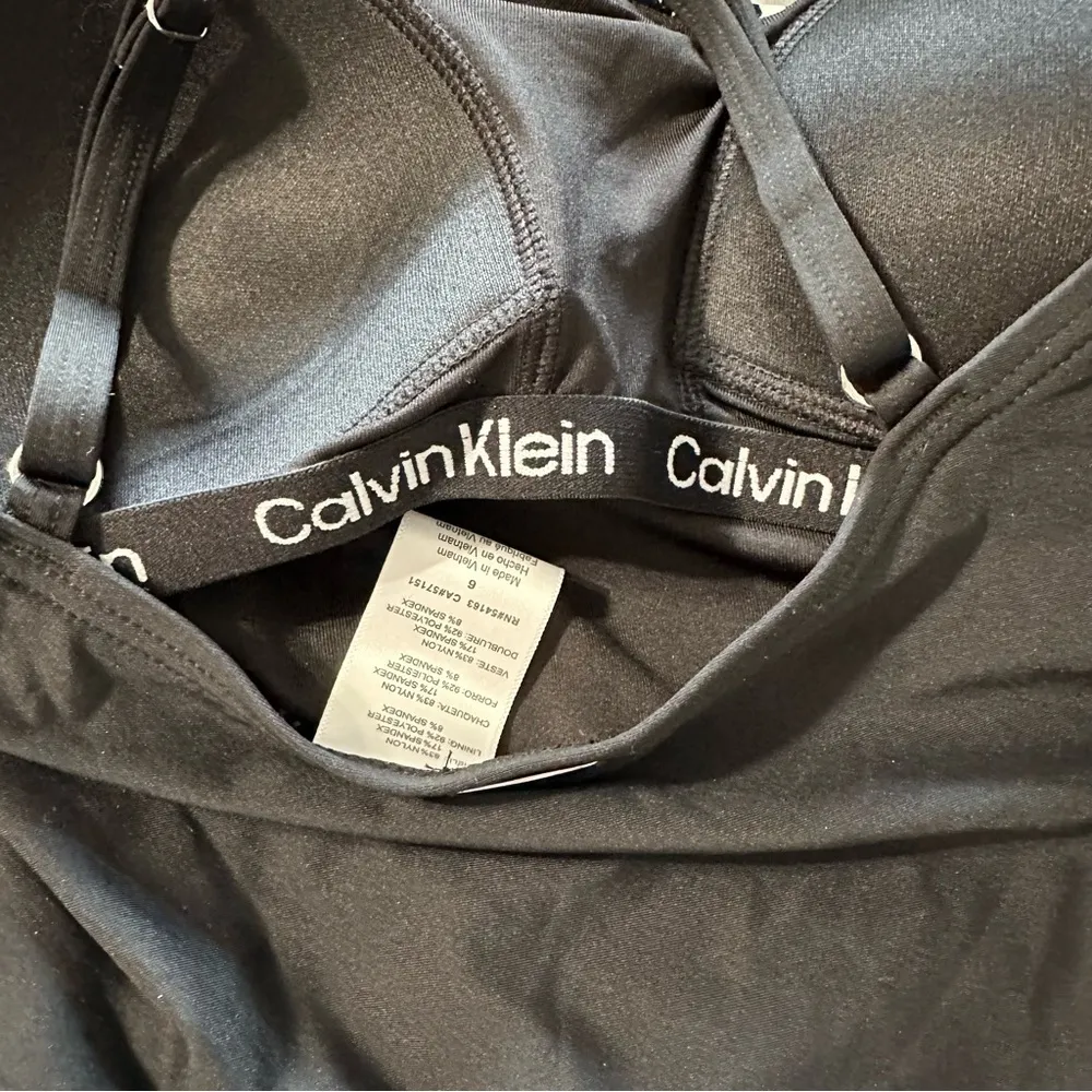 Calvin Klein women's one piece black and white bathing suit with built in bra - Image 4