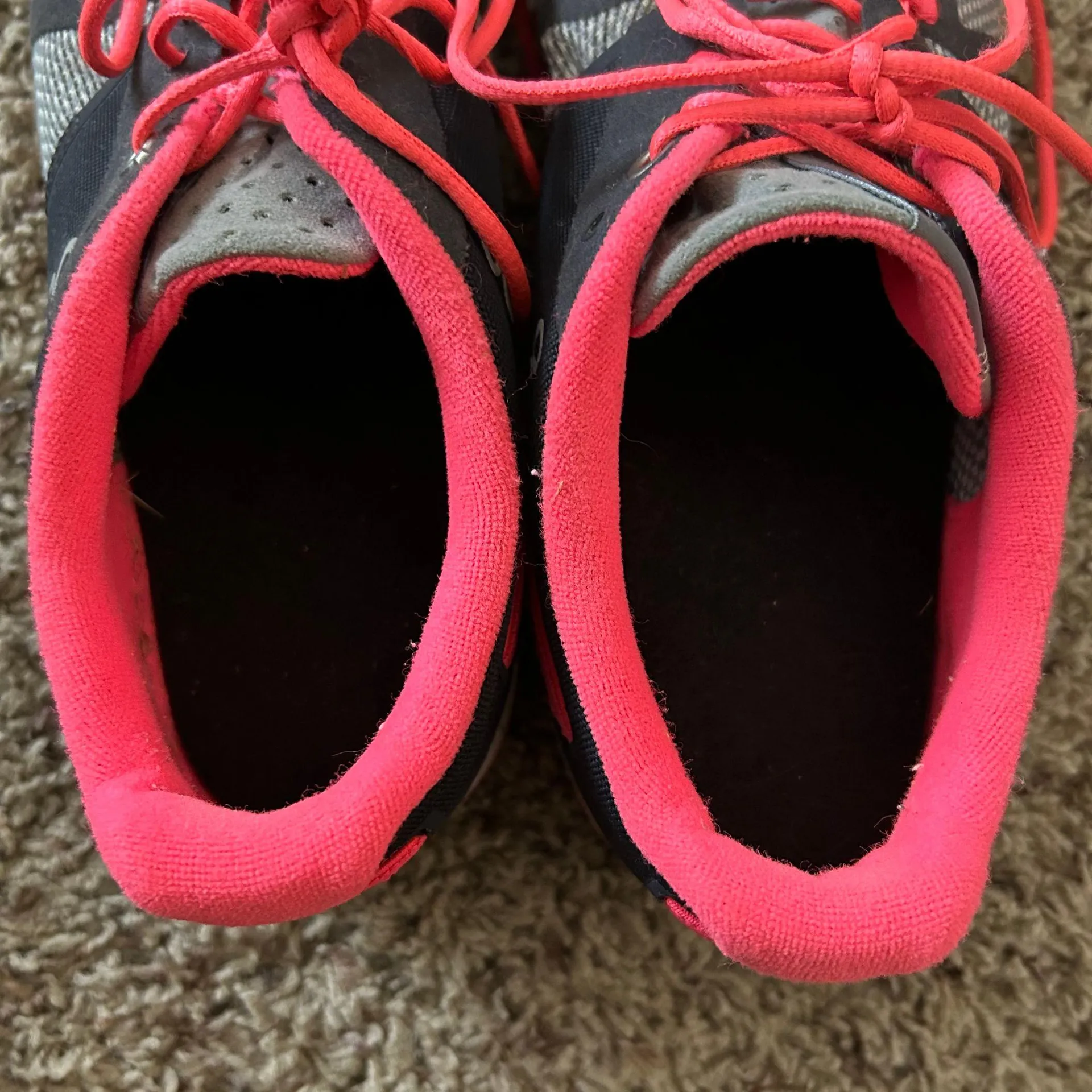 On Cloud On Running Cloud Sneakers Grey Neon Pink Size 9.5 - Image 11